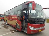 八辆宇通客车