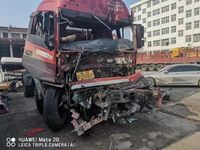 欧曼BJ4253SNFCB-AA半挂牵引车