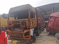 解放CA5310CCYP25K2L7T4E5A80仓栅式运输车