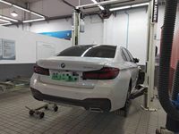 2021 宝马5系新能源