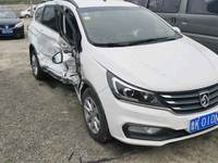 2018 宝骏310W