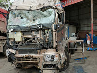 东风DFH4250CX7半挂牵引车