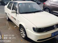 2012 一汽大众 一汽大众捷达 三厢 1.6L 手动档 纪念版(FV7160FG)