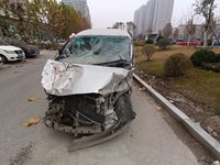 2018 2018-05-14 东风菱智M3 小面包