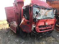 豪沃ZZ5047CCYF3315F144仓栅式运输车