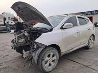 2013 北京现代BH6440LAY轻型客车