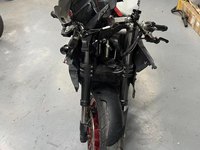 杜卡迪955CC摩托车