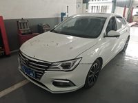 2021 荣威i5