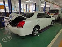2010 皇冠