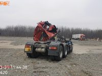 陕汽SX4250MB4Q2牵引汽车