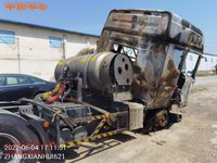 解放CA4250P25K2T1NE6A80牵引车