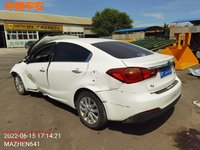 起亚YQZ7169AM轿车