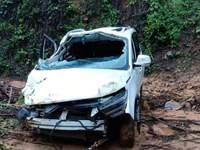 2021 东风LZ6450XQ16BM多用途乘用车