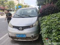 2011 郑州日产NV200