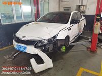 起亚YQZ7204A轿车