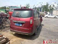 2014 五菱LZW6442JF多用途乘用车