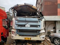 三一搅拌车  日野发动机 326马力 国四