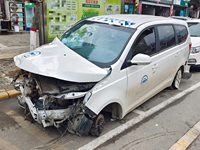 2020 宝骏730 2015款 1.8L 手动豪华导航ESP版 7座