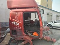 解放CA4250P66K24T1A1E5半挂牵引汽车