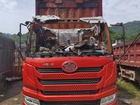 解放CA5160XYKPK2L5E5A80翼开启厢式车