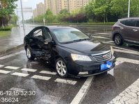 2011 吉利美日MR7181轿车