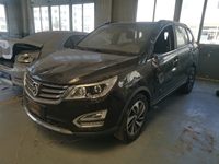 2015 宝骏560