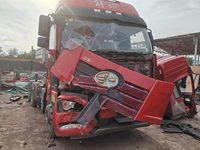 解放CA4250P66K25T1A1E5半挂牵引汽车