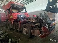 陕汽SX4250XC4Q牵引汽车