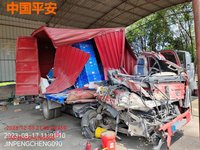 豪沃ZZ5047XXYC3314E145-1厢式运输车