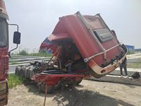 陕汽SX4184NR351牵引汽车