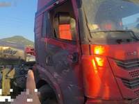 解放CA4258P1K2T1E5A80牵引车