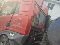 解放CA4251P1K15T1NE5A80天然气牵引车