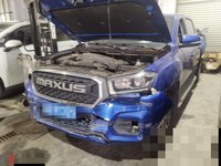 上汽大通MAXUS 上汽大通MAXUS T70 2020款 2.0T汽油自动两驱豪华型标箱高底盘