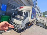江铃牌厢式运输车