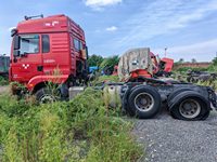 陕汽SX4250MC4牵引汽车