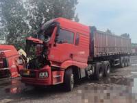 陕汽SX4250MC4牵引汽车