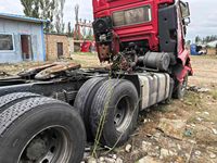 陕汽SX4257NR279牵引汽车