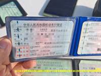 解放CA4250P25K2T1E5A牵引车