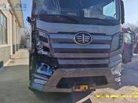 解放CA4250P77K25T1E5半挂牵引汽车