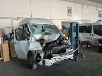 江铃全顺牌厢式运输车