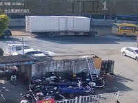 福田BJ5186XXY-2M厢式运输车