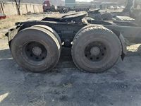 成都大运 大运牵引汽车 手动档 (CGC4253N53CA)