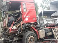 陕汽重卡 德龙新M3000 款