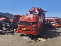 解放CA4251P25K2T1NE6A80平头天然气牵引车