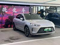  问界M5