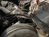 豪沃ZZ1047C3315E145载货汽车