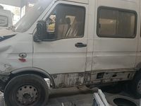 依维柯 依维柯宝迪 2011款 2.5T 手动