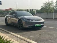 2022 小鹏汽车P7