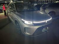2023 问界M7