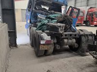 欧曼EST牵引车高顶